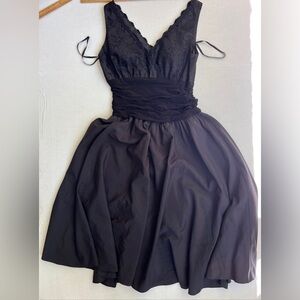 Jessica Howard's Evenings Black Circle-Skirt Dress 12